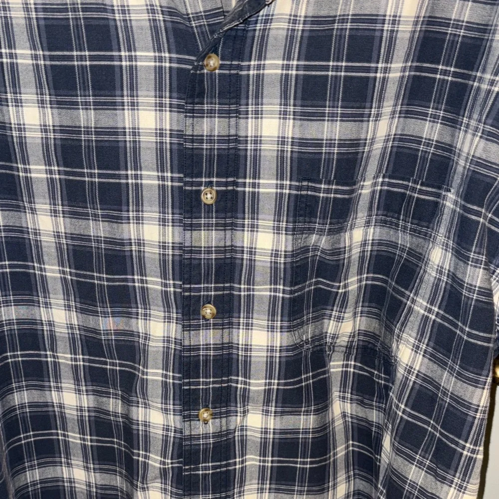 Eddie Bauer Plaid Button Down Shirt Men’s Large Navy White Flannel Casual - Picture 3 of 7